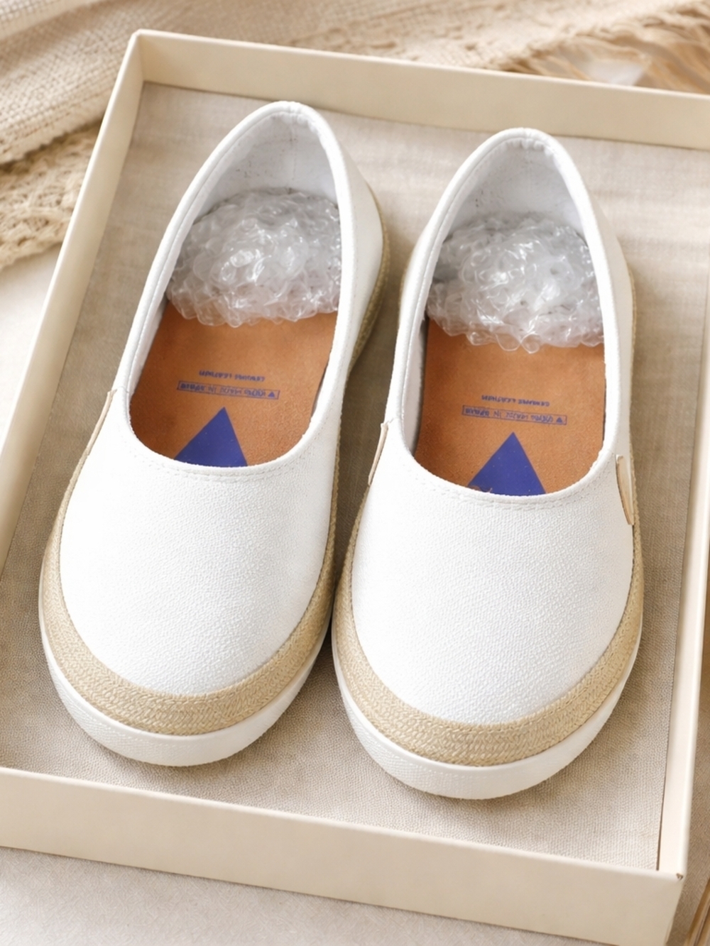 Verbenas White Leather Slip In Shoes Size 39/8 Made In Spain Minimalist Comfort - Picture 5 of 13